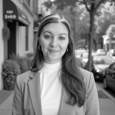 login geiges headshot 1